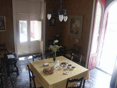 B&B Sotto I Pini Zafferana Etnea Luaran gambar