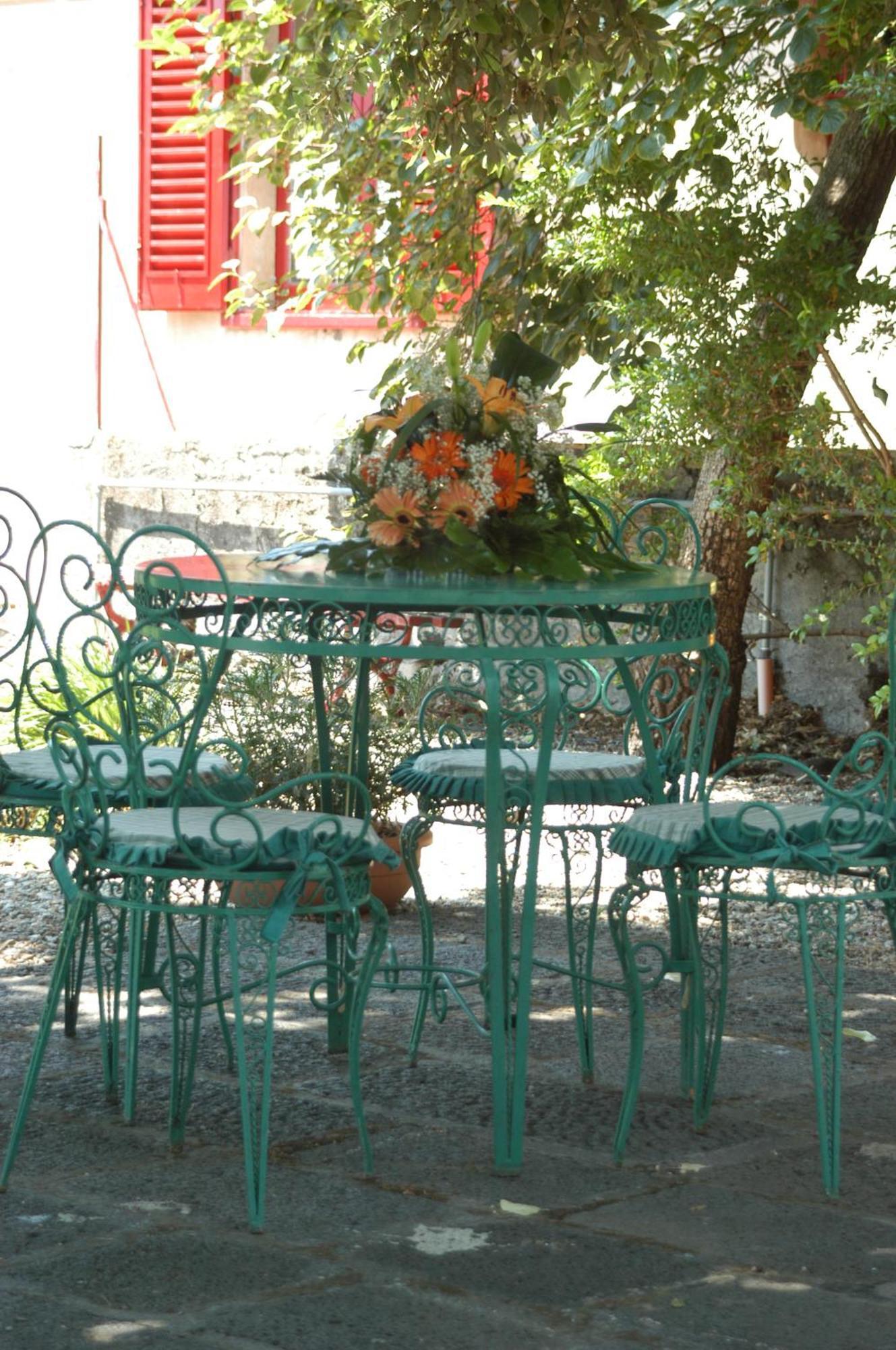 B&B Sotto I Pini Zafferana Etnea Luaran gambar